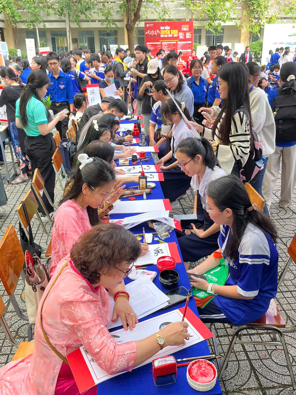 Ngày hội Học sinh THPT 2025 – 2026 với chủ đề “Tự hào là học sinh 3 tốt” do Trung tâm Hỗ trợ Học sinh Sinh viên TP. Hồ Chí Minh