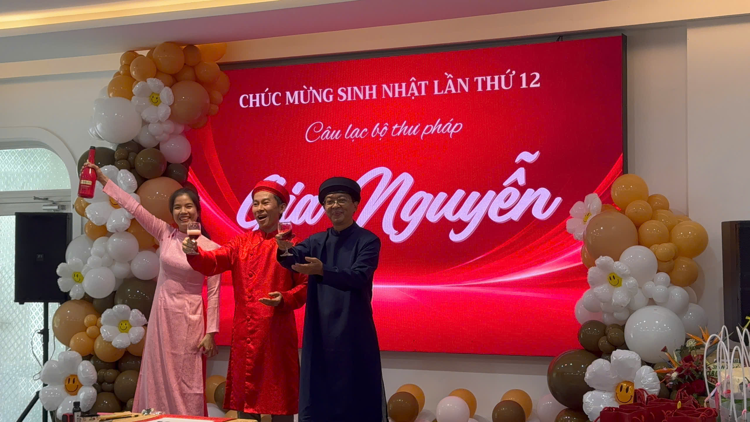 Ch&uacute;c mừng sinh nhật CLB Thư ph&aacute;p