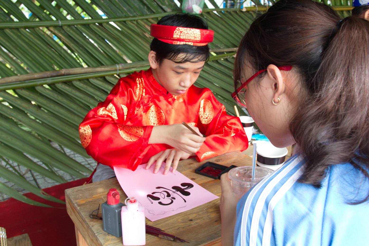 THIẾU NHI CÓ NÊN HỌC THƯ PHÁP KHÔNG?