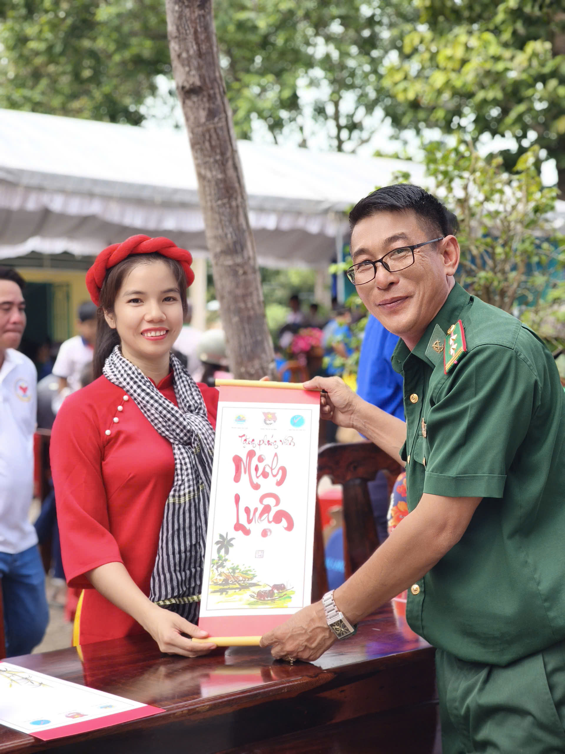 Không Gian Thư Pháp Việt – Hành Trình Đồng Hành Cùng Học Sinh Biên Giới