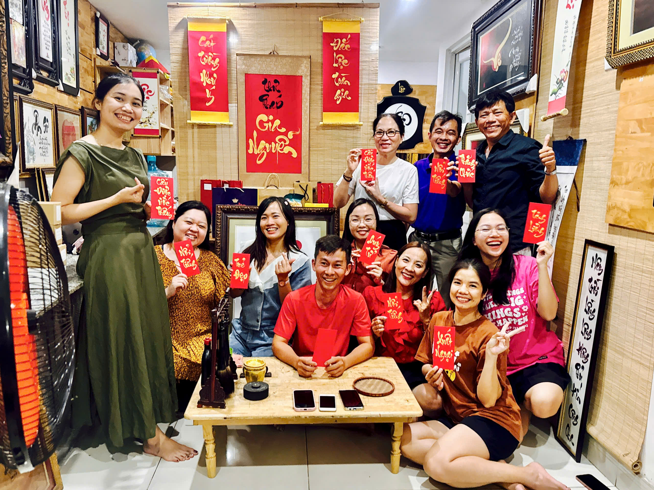 lớp học thư ph&aacute;p tại TP.HCM cho người mới bắt đầu?