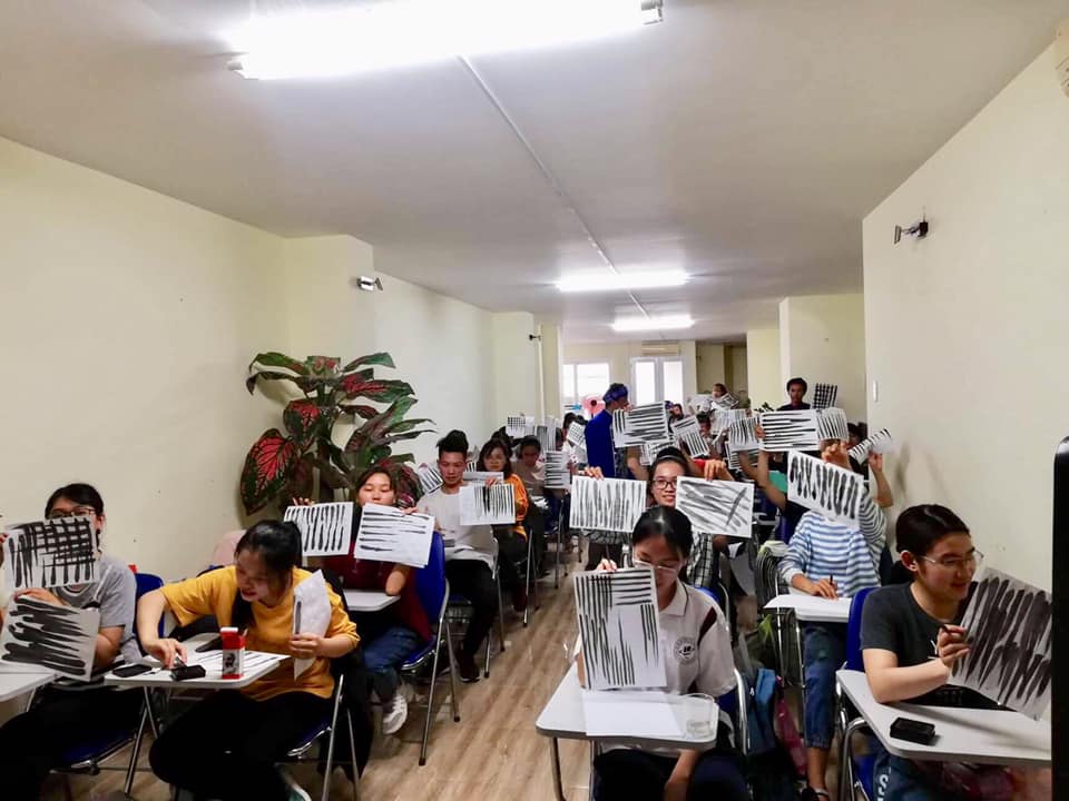 CÂU HỎI THƯỜNG GẶP VỀ LỚP HỌC THƯ PHÁP