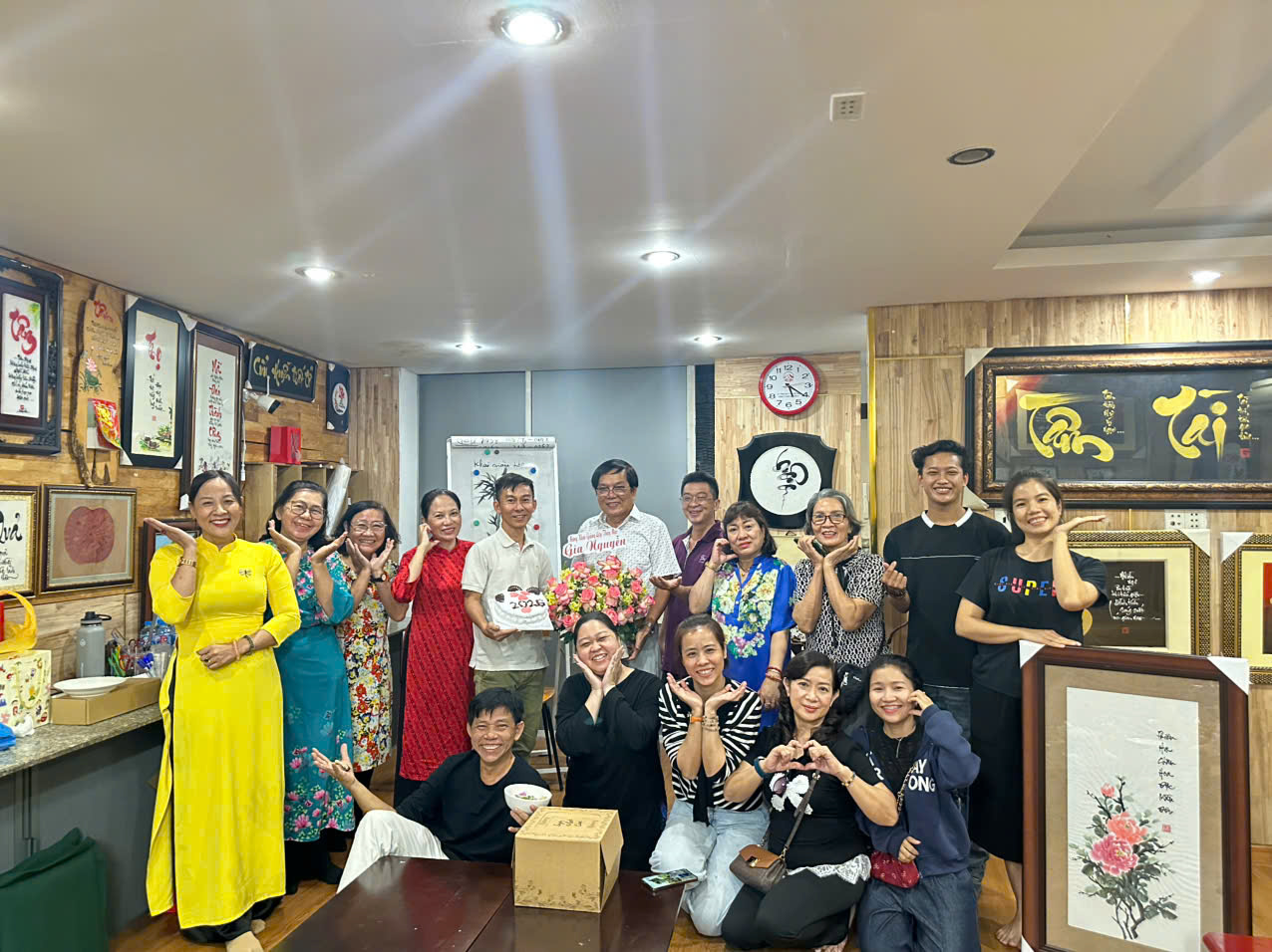 thư ph&aacute;p, thư ph&aacute;p gia nguyễn, tranh thư ph&aacute;p, học thư ph&aacute;p, lớp thư ph&aacute;p cơ bản, &ocirc;ng đồ viết thư ph&aacute;p, viết thư ph&aacute;p theo y&ecirc;u cầu, lớp thư ph&aacute;p, &ocirc;ng đồ, lớp vẽ thủy mặc, học vẽ thủy mặc (33)